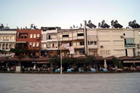  Fethiye'de yan yatmış binalar görenleri hayrete düşürüyor!