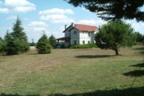 Kemerburgaz'da satılık arsa!