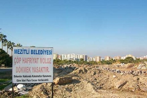 Mezitli Belediyesi Soli-Pompeiopolis antik kentine moloz döktürüyor!