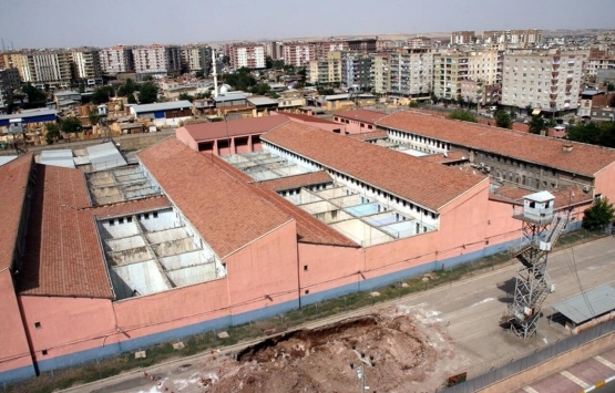 Protokol imzalandı! Cezaevlerine kütüphaneler yapılacak!