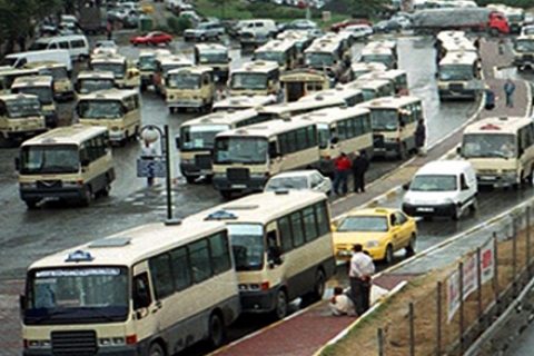 Minibüsçüler Odası: İstanbul'da minibüs hatları kaldırılmayacak!