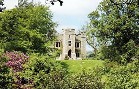 İngiltere'deki Bellister Kalesi 1,750 Euro'ya kiralanıyor!