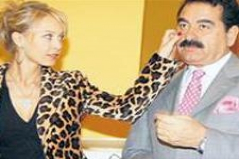 İbrahim Tatlıses sevgilisine Avrupa Konutları'ndan ev aldı