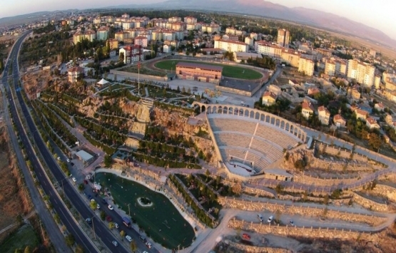 Niğde'de 4.2 milyon TL'ye satılık sosyal tesis!