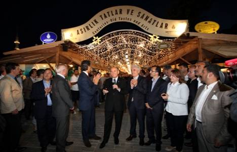 Asırlık Tatlar ve Sanatlar Çarşısı açıldı!