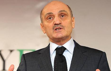  Erdoğan Bayraktar: Akyazı Stadı 15 gün içinde ihaleye çıkacak!