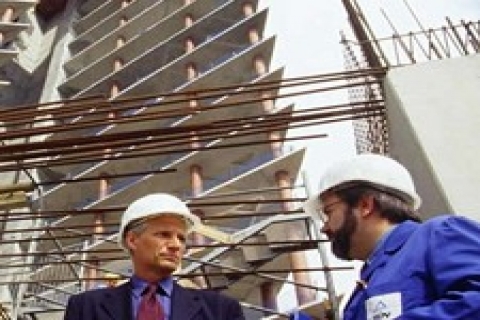 İNTES: Herkes müteahhitlik yapabilir!