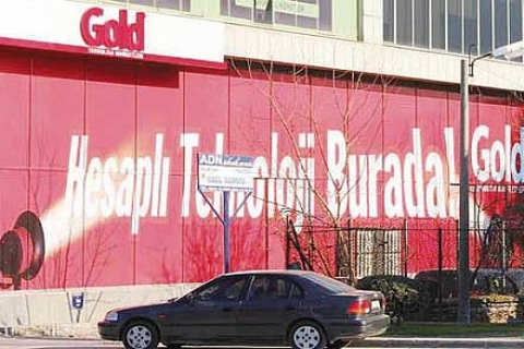 Gold Teknoloji Marketleri İzmir'de mağaza açtı!