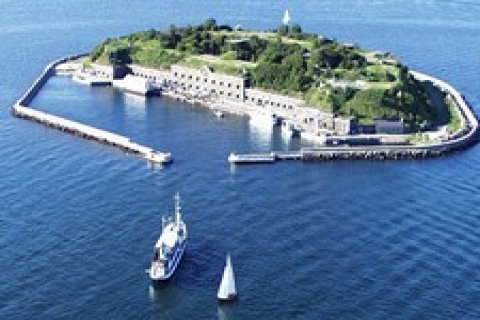 Middelgrundsfortet adası 20 milyon TL'ye satılacak