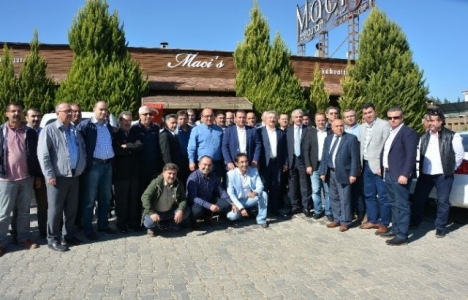 İzmir Menderes'te müteahhitlerin sorunları masaya yatırıldı!