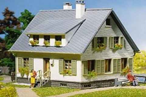 Mustafa Elitaş: AK Parti döneminde 33 milyar dolarlık özelleştirme yapıldı