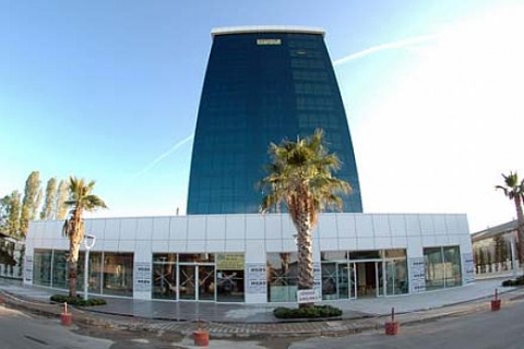 Kartal Dragos Park Ofis'te metrekaresi 2 bin 300 dolara!