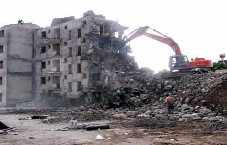  İBB imara aykırı 180 yapının yıkımını ihaleye çıkarıyor!