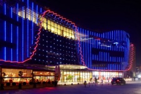 Ataköy A Plus 'ta ışık gösterisi sunuluyor!