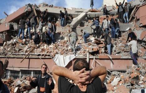  Van depreminde yıkılan Safa Apartmanı davasında tahliye kararı!