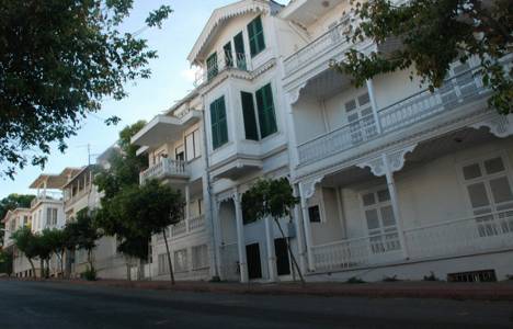  Polisan Boya, Ada evlerini güzelleştiriyor!