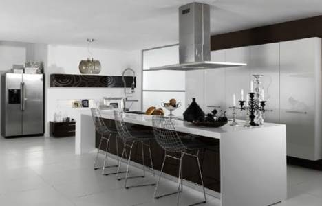 Mutfaklarda zeminler kaymayı önleyecek uygun malzeme ile kaplanacak!