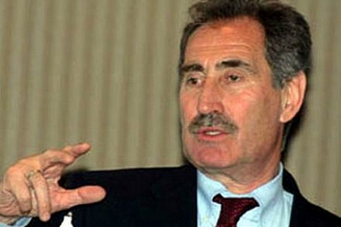 Ertuğrul Günay: Dünyanın en güzel doğasına çirkin şehirleri kurmuşuz!