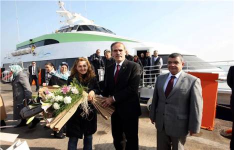  BUDO'nun 10 bininci yolcusu çiçeklerle karşılandı! 