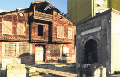  Ahmet Haşim'in evi kültür merkezi olacak!