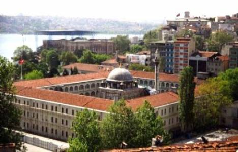 Cezayirli Gazi Hasan Paşa Kışlası 6. kez restore ediliyor!