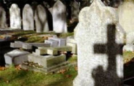 Ermeni Katolik Mezarlığı tapusu 82 yıl sonra geri veriliyor! 