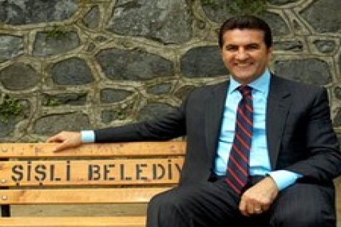 Mustafa Sarıgül, okulları yıkıp yeniden yapacak!