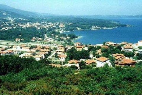 Sakarya Sapanca'da 1 milyon TL'ye icradan satılık tarla!