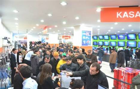  Vatan Bilgisayar 61'nci mağazsını Mamak'a açtı! 