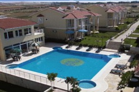 Bodrum Yalıkavak'ta 995 bin TL'ye satılık tripleks villa!