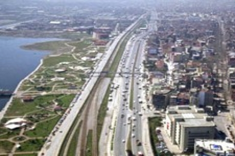 Kocaeli 'de icradan satılık sanayi arsası! Bir milyon TL 'ye!