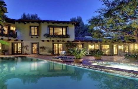  Johnny Depp Vanessa Paradis'e milyon dolarlık ev aldı!