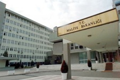 Maliye emlakçılıktan 1,45 milyar TL kazandı