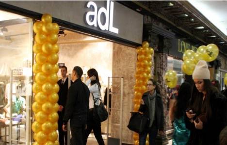 Adl Bodrum'da mağaza açtı! 