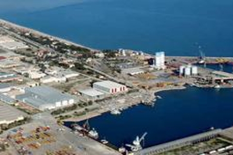 Antalya Limanı'nın yolcu salonu yenilenecek