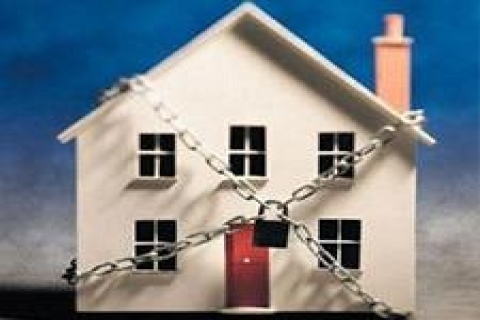 Depremzedeler açlık grevine başladı!