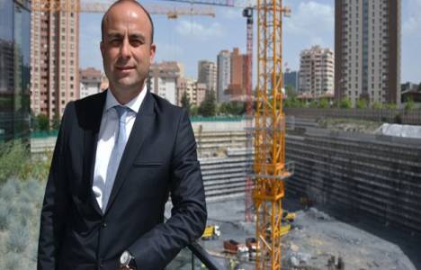 Özkan Özçelik: Örnek dairelere servet harcanıyor!