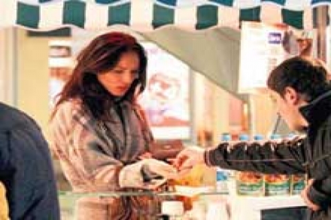 AVM'lerde 'seyyar' satıcılara kapatma kararı çıktı