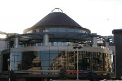 Özcan Ekşi: 100 mağazanın altında AVM açılmasın!