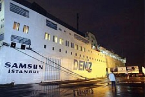 Libya'dan gelen yolcular geceyi Mamaris'te geçirdi!