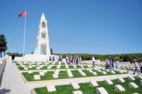  Bedelli askerlik paralarıyla şehitlikler onarılacak!