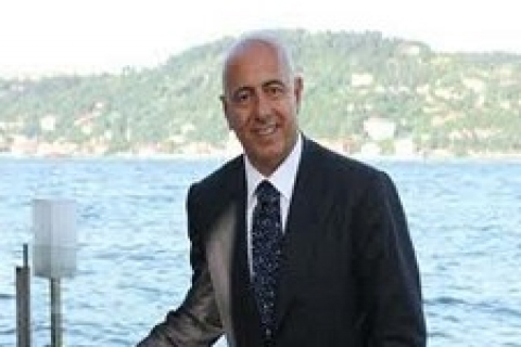 Mehmet Koçarslan 12 villayı dünya starlarına satacak!