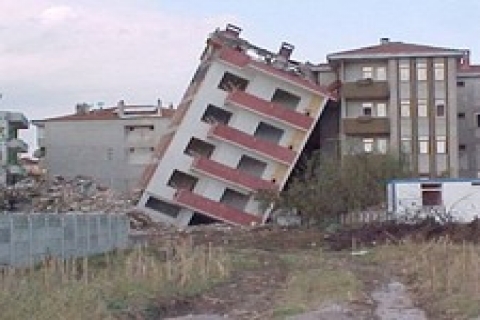 Saruhanlı'da icradan 2 milyon TL'ye satılık çırçır işletmesi!