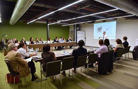 Greg Clark, Yoğunluk kavramını anlattı!