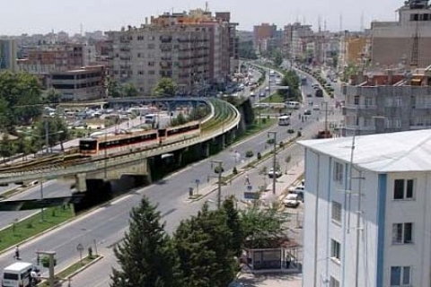 Adıyaman'da 1 milyon TL'ye icradan satılık 4 katlı bina! 