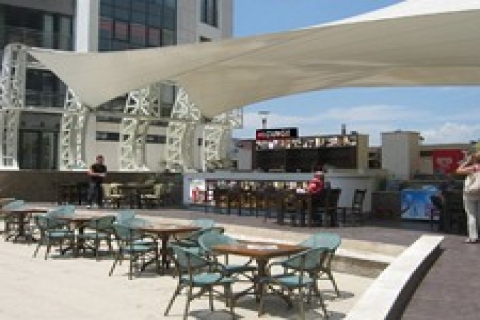 Hotstop Lounge, Bosphorus City 'de!