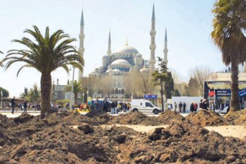  Sultanahmet, Kapalıçarşı ve Bahçeköy'deki çalışmalar bezdirdi!