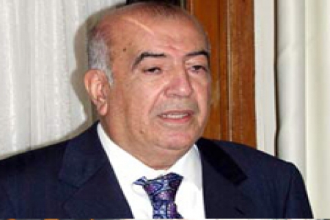 Halis Toprak istifa etti