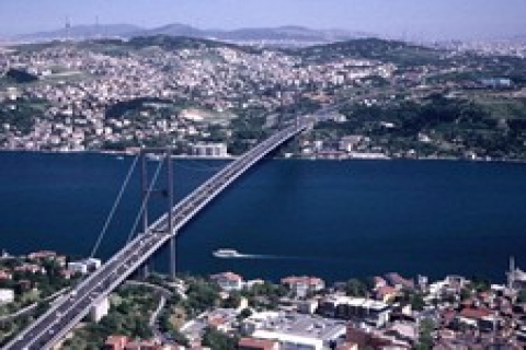 İngiliz Guardian, manşetini çılgın projeye ayırdı!