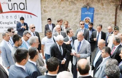 Safranbolu'da tarihi taşhan açıldı!